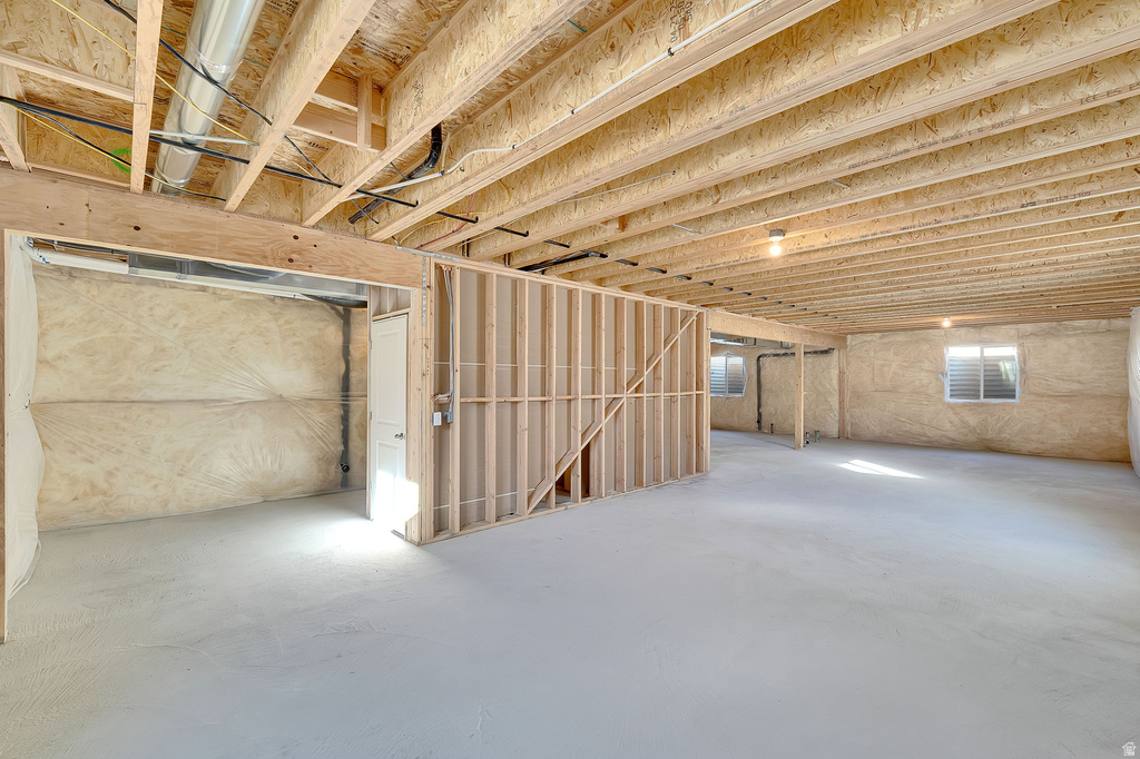 8622 N HALORAN CT #1330 Lake Point, UT 84074