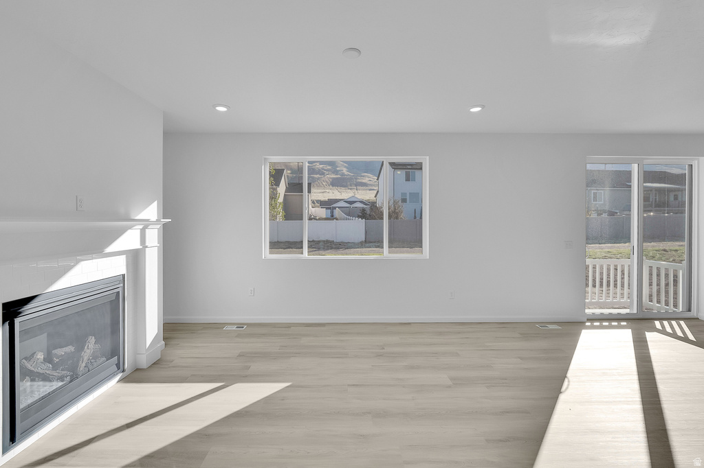 8622 N HALORAN CT #1330 Lake Point, UT 84074