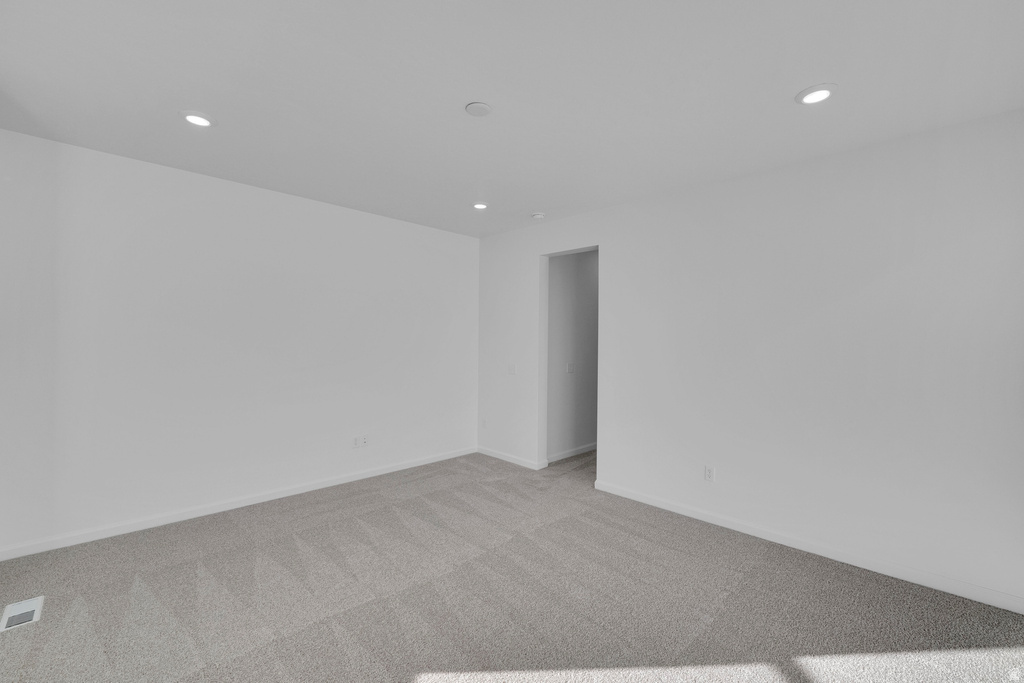 8622 N HALORAN CT #1330 Lake Point, UT 84074