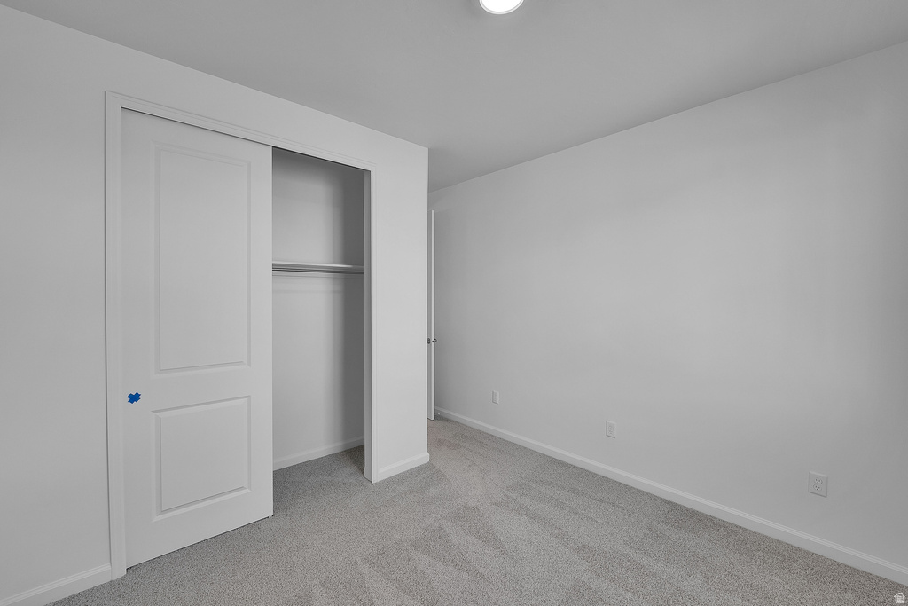 8622 N HALORAN CT #1330 Lake Point, UT 84074