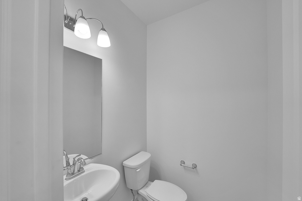 8622 N HALORAN CT #1330 Lake Point, UT 84074