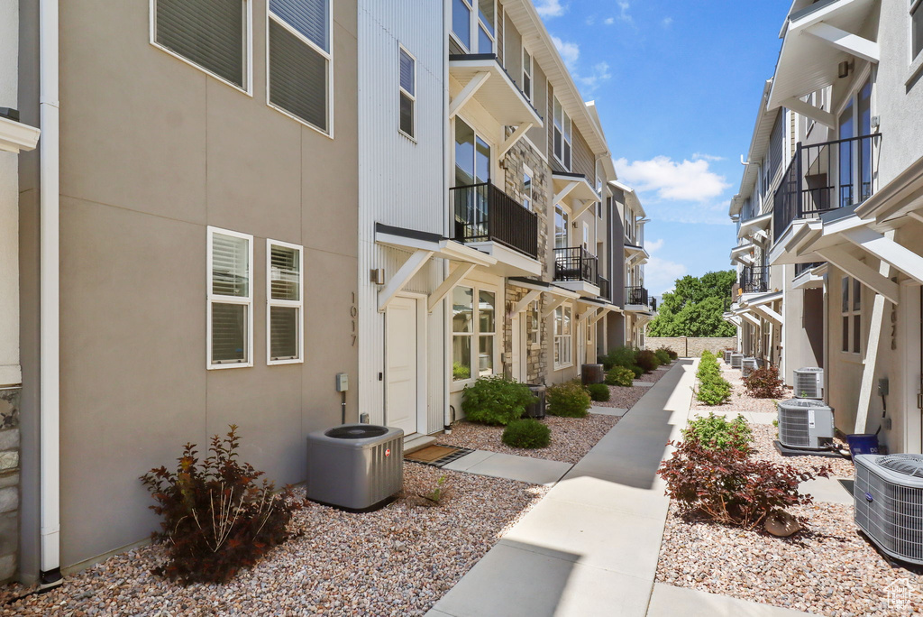 View of community featuring a residential view