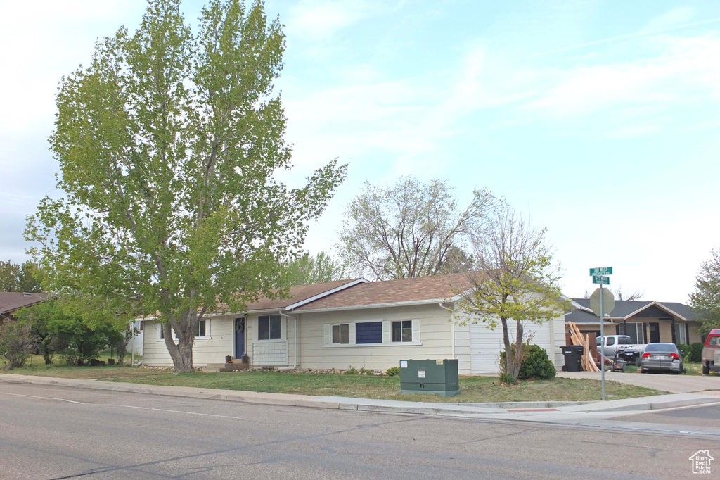 1673 NORTHFIELD RD Cedar City, UT 84721