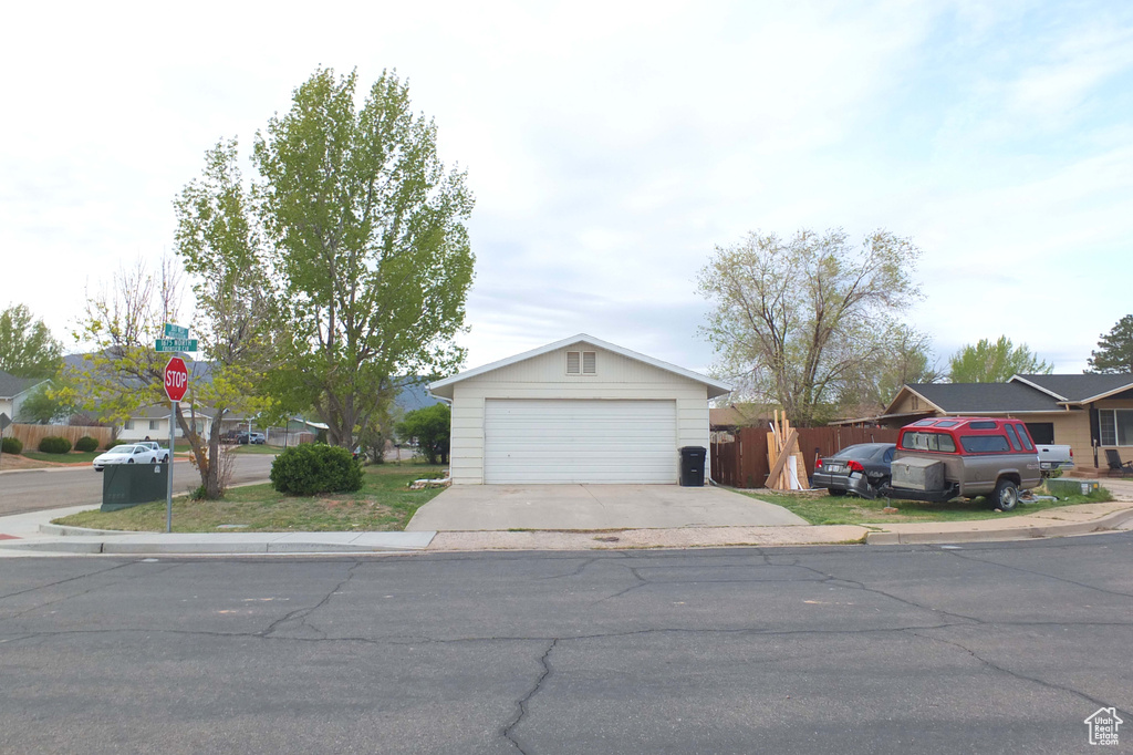 1673 NORTHFIELD RD Cedar City, UT 84721