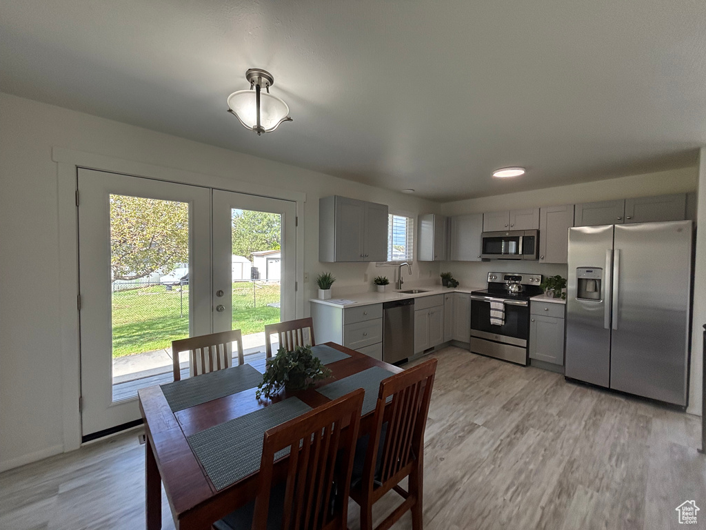 Photo 4 for MLS #2095470 at 3832 S Danbury Cir