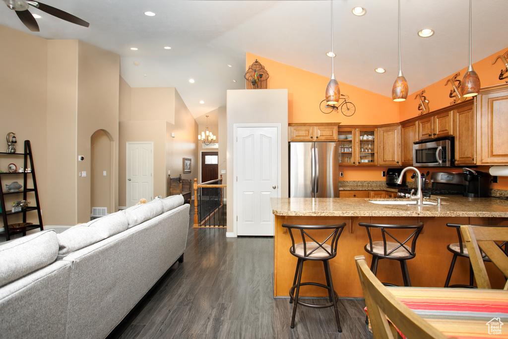 6628 N MALACHITE WAY Stansbury Park, UT 84074