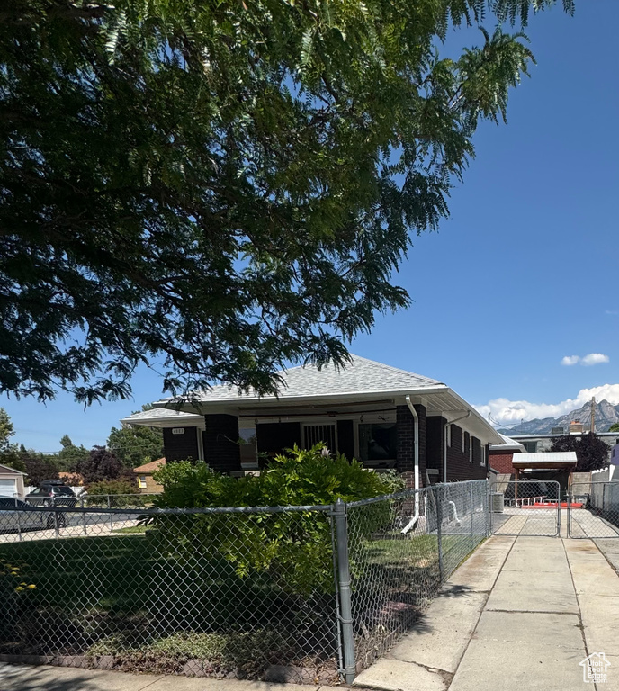 4883 S CENTER ST Murray, UT 84107
