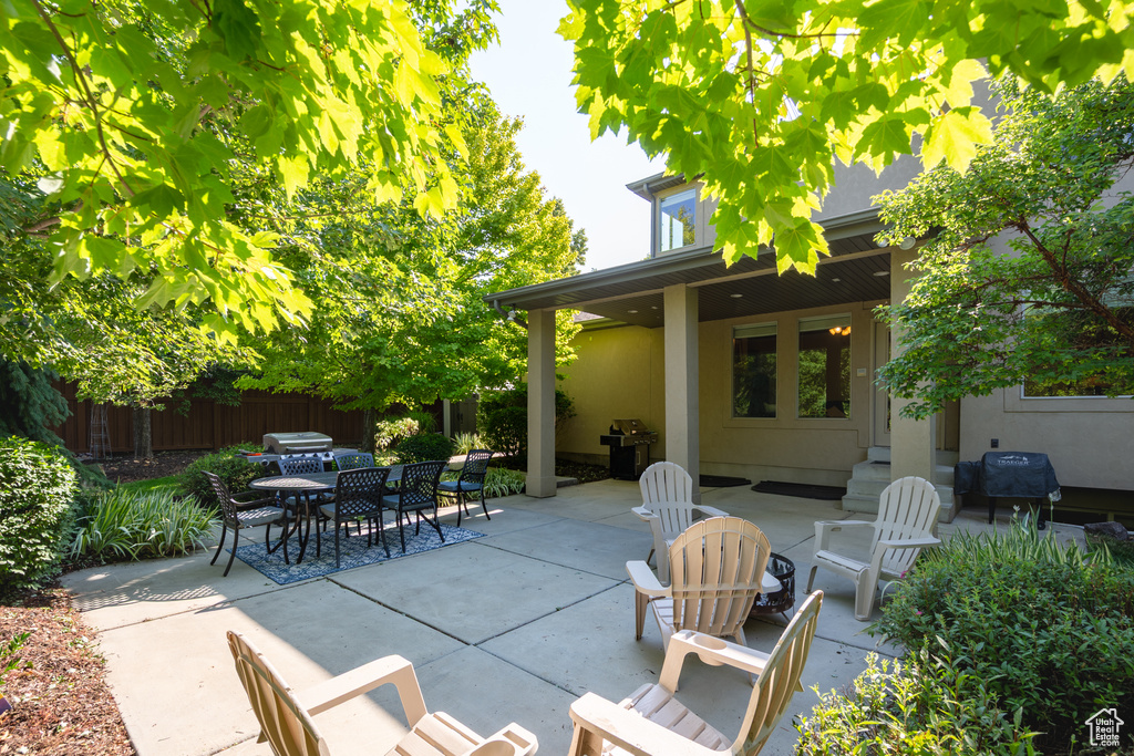 View of patio / terrace with outdoor dining space and area for grilling