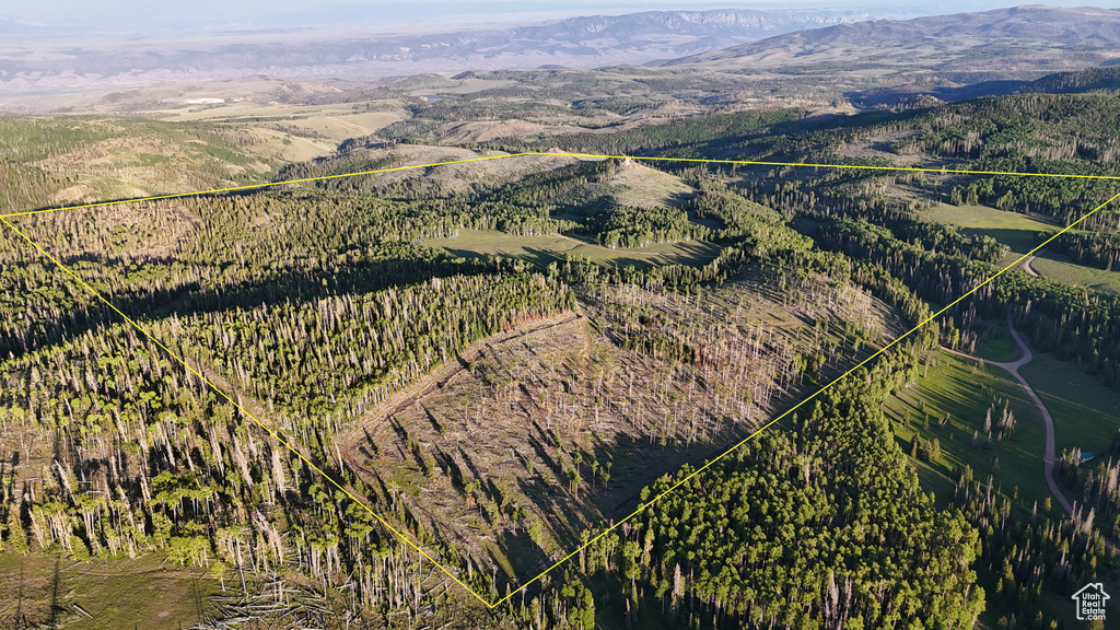 View of property location featuring property parcel outlined and mountains