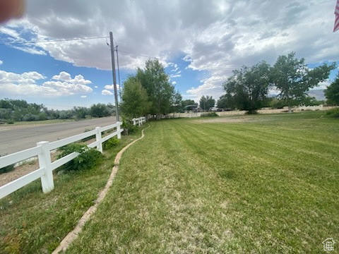 View of yard with a view of countryside