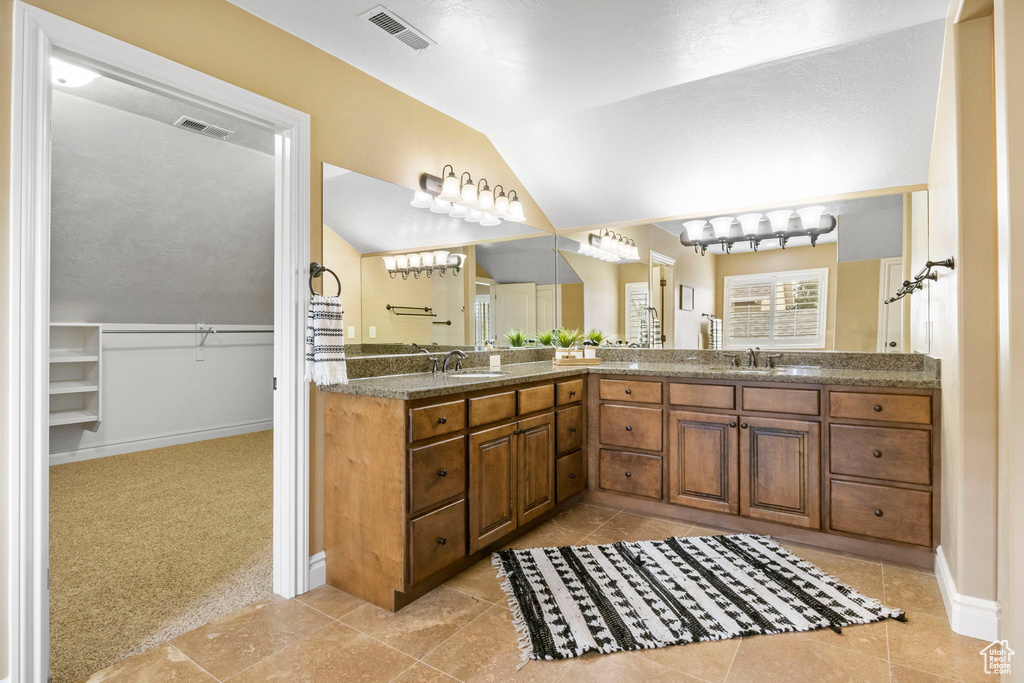 1362 E SHAYS GROVE Murray, UT 84121