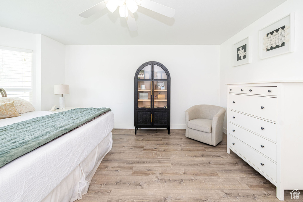 2524 W MARTINGALE CIR South Jordan, UT 84095