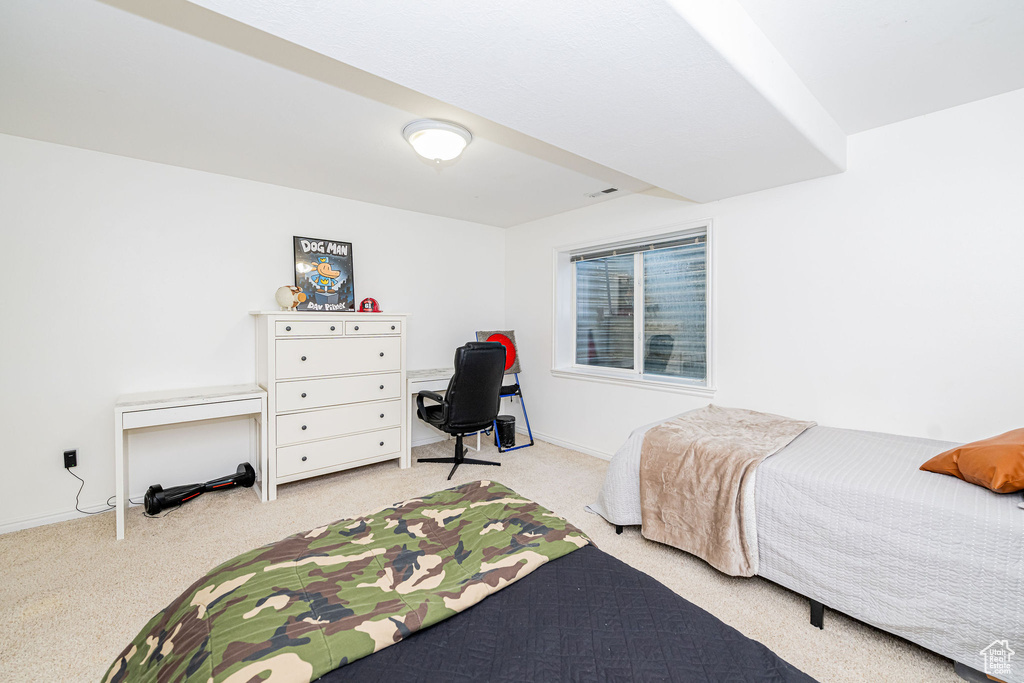 2524 W MARTINGALE CIR South Jordan, UT 84095