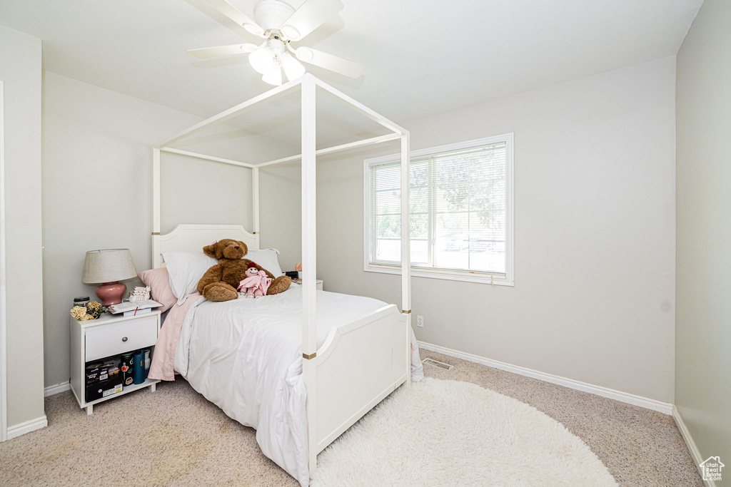 2524 W MARTINGALE CIR South Jordan, UT 84095