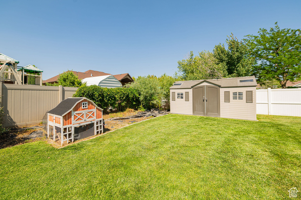 2524 W MARTINGALE CIR South Jordan, UT 84095