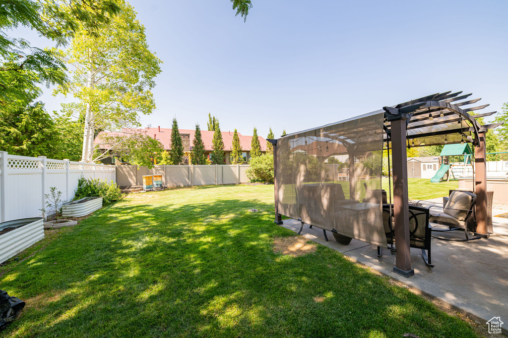 2524 W MARTINGALE CIR South Jordan, UT 84095