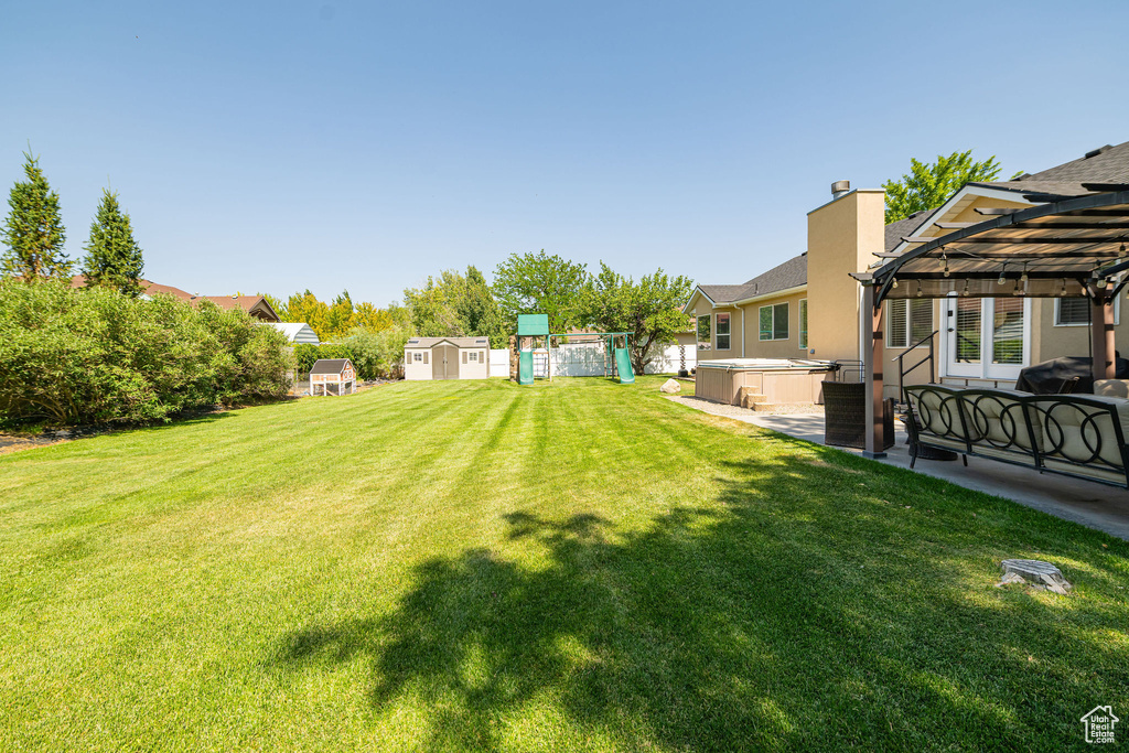 2524 W MARTINGALE CIR South Jordan, UT 84095