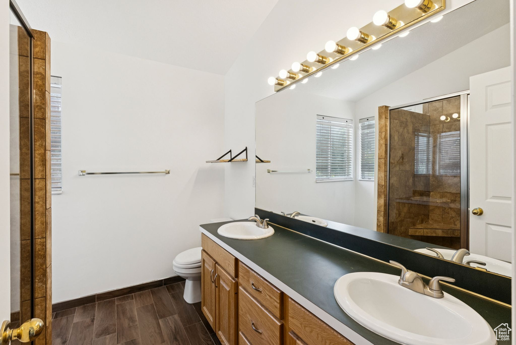 2198 N 1600 E Layton, UT 84040