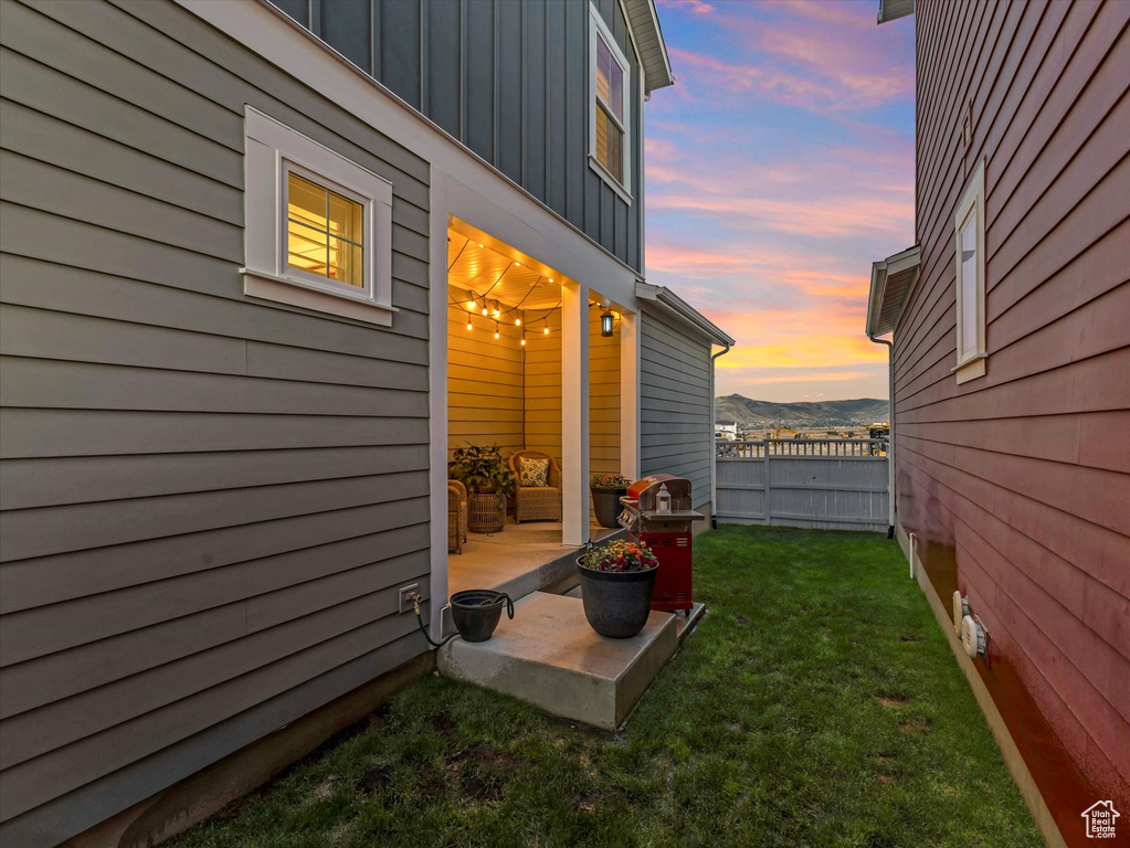 View of yard at dusk
