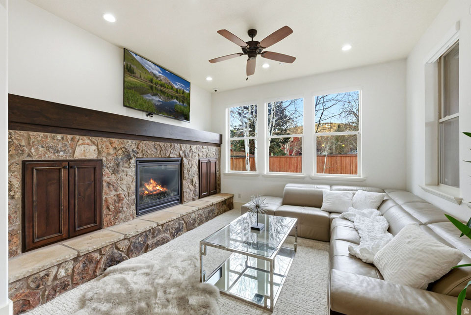 1911 EVENING STAR DR Park City, UT 84060