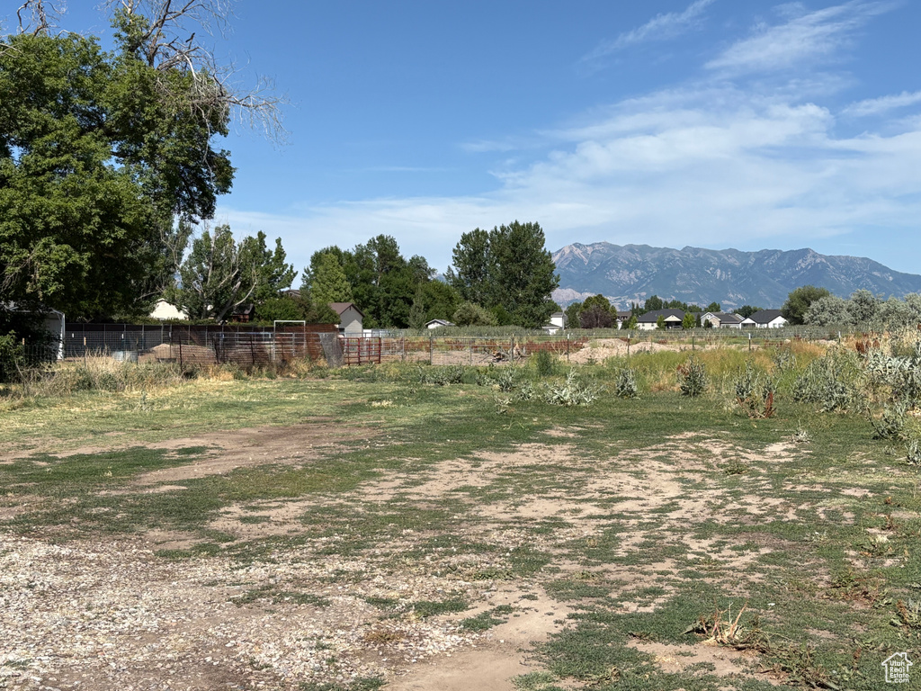4690 S 5900 W Hooper, UT 84315