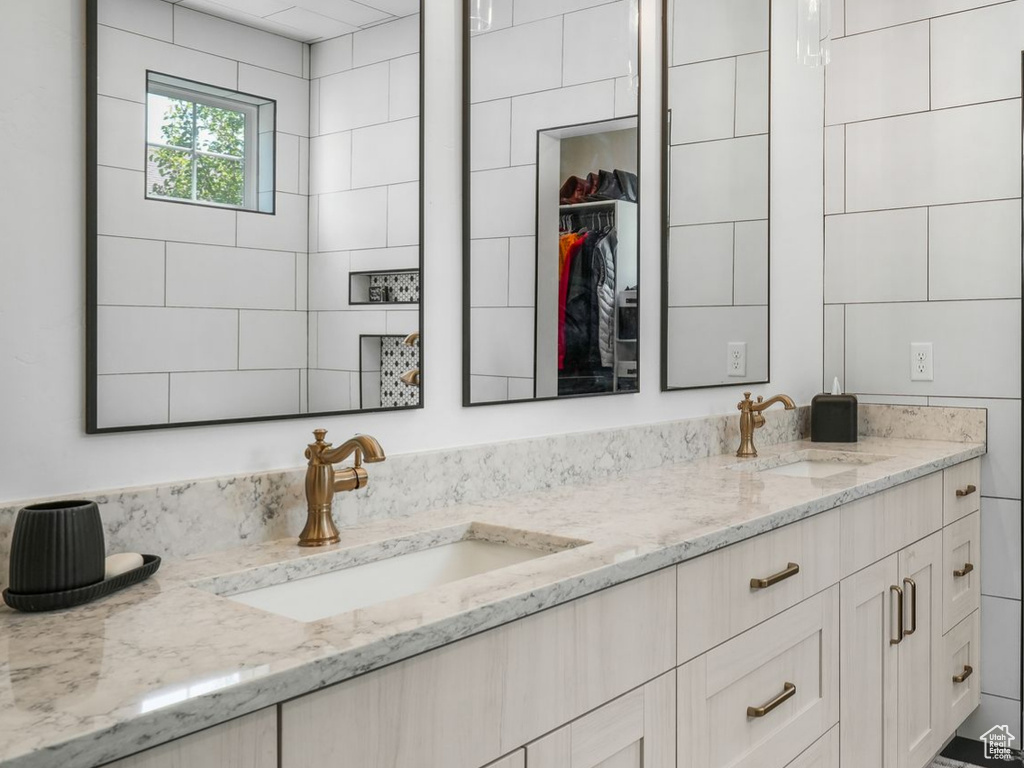 Photo 7 for MLS #2095537 at 10617 S Split Rock Dr