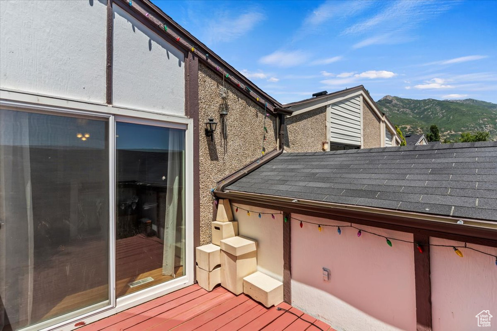 Deck featuring a mountain view