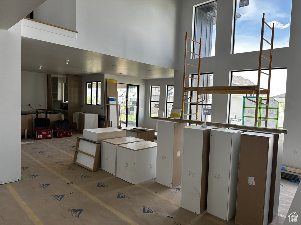 68 W 1630 S Lehi, UT 84043