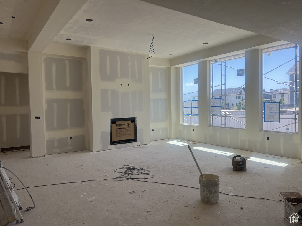 693 W SARA DR. Saratoga Springs, UT 84045