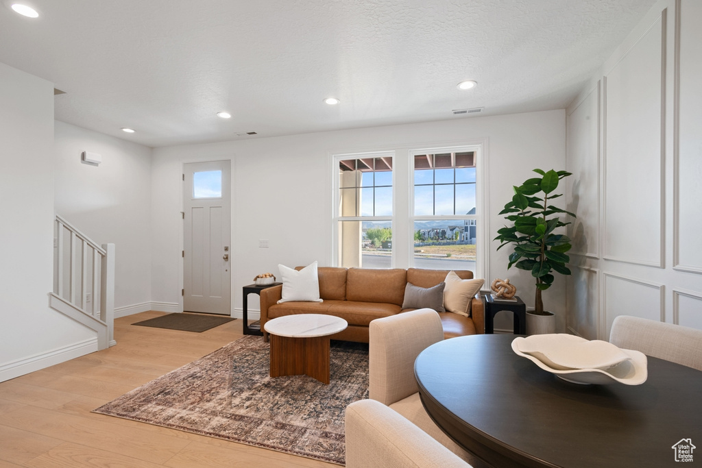 6656 W DOCKSIDER DR South Jordan, UT 84009