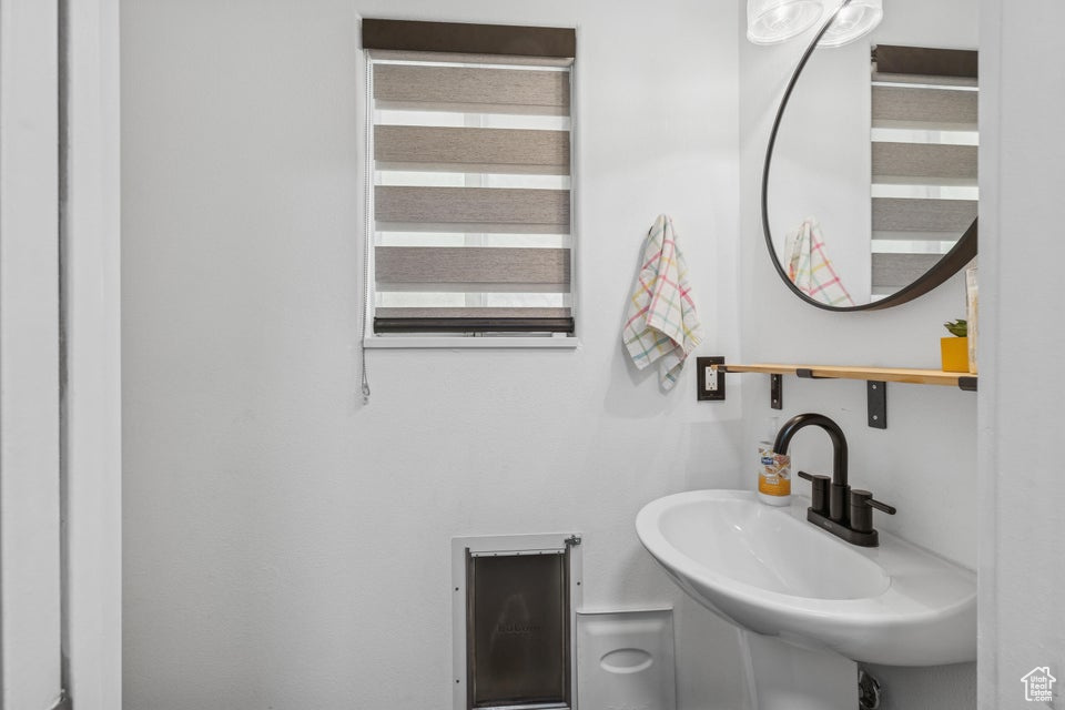 Bathroom with a sink
