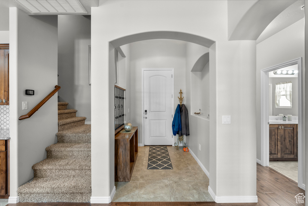 Photo 10 for MLS #2095558 at 2727 S 3440 West