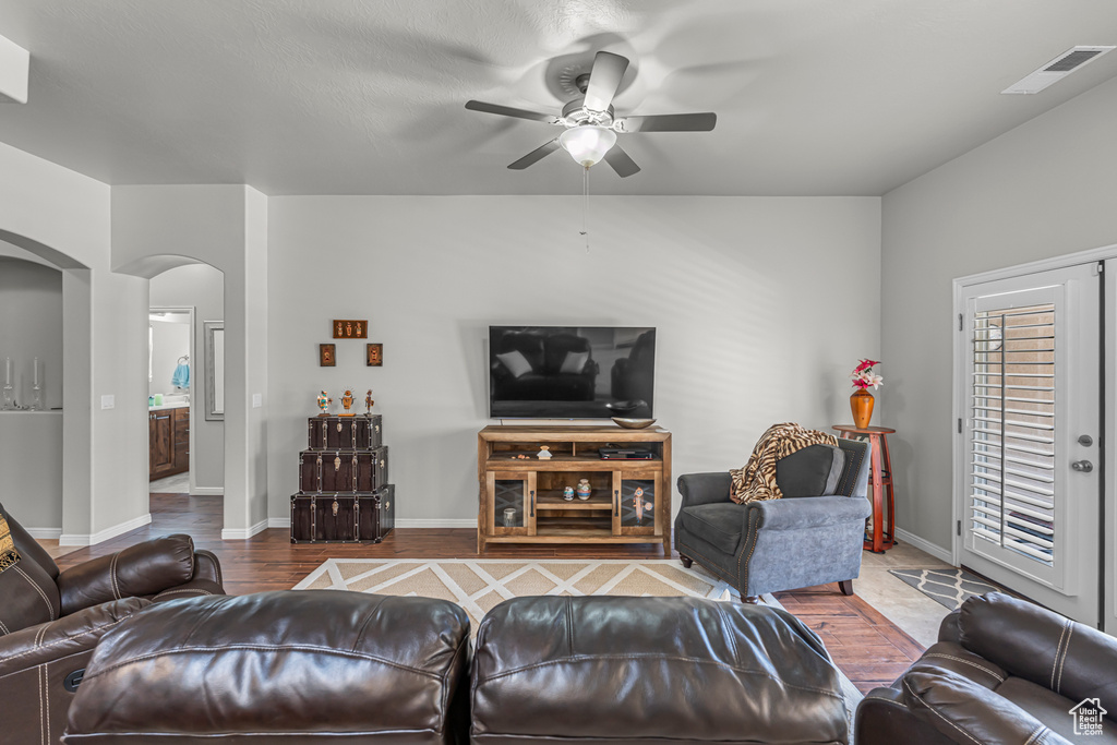 Photo 18 for MLS #2095558 at 2727 S 3440 West