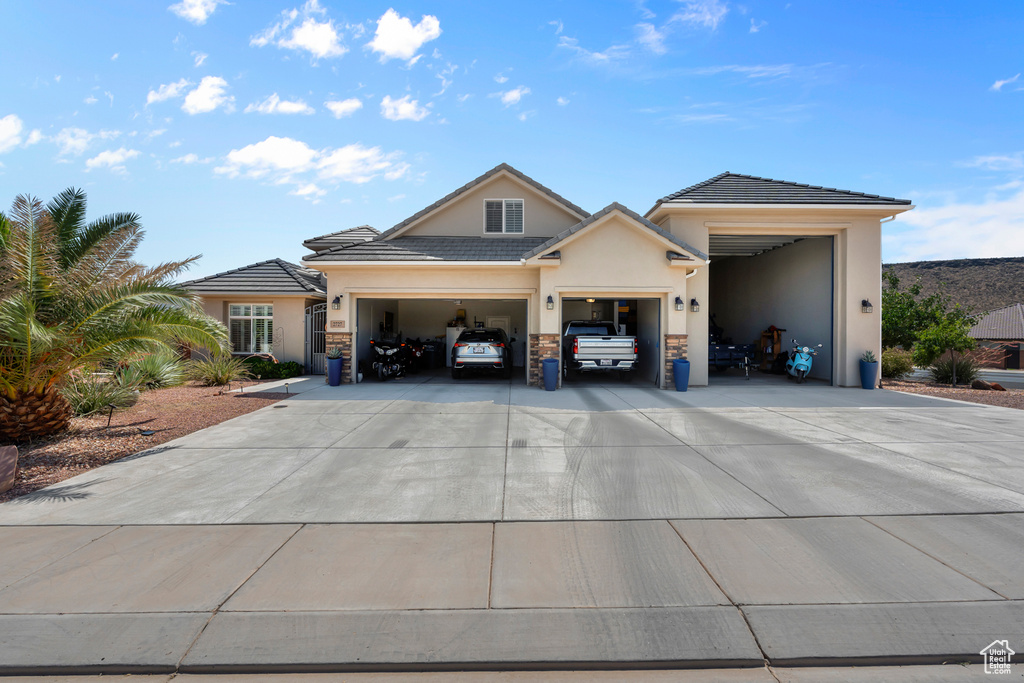 Photo 4 for MLS #2095558 at 2727 S 3440 West
