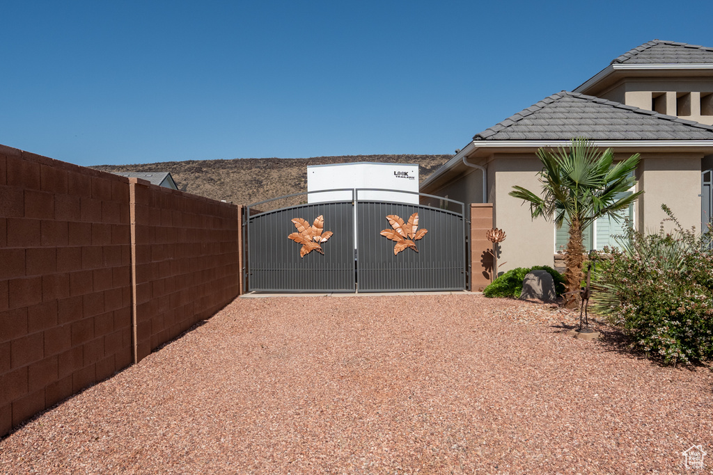 Photo 5 for MLS #2095558 at 2727 S 3440 West