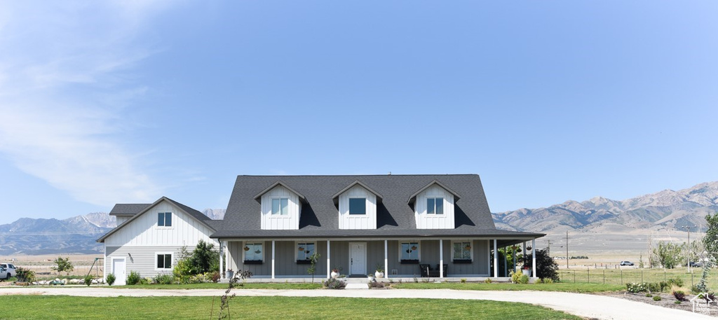 Photo 3 for MLS #2095560 at 497 N Old Lincoln Hwy