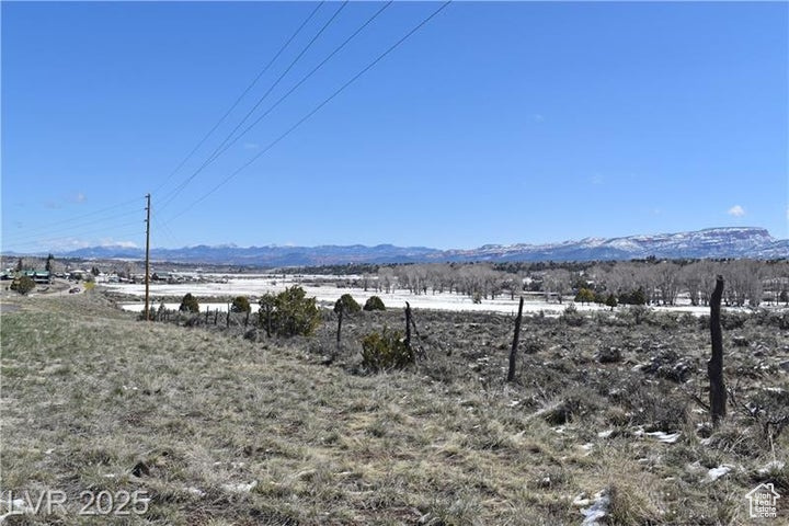 525 S OLD US HWY 89 Hatch, UT 84735