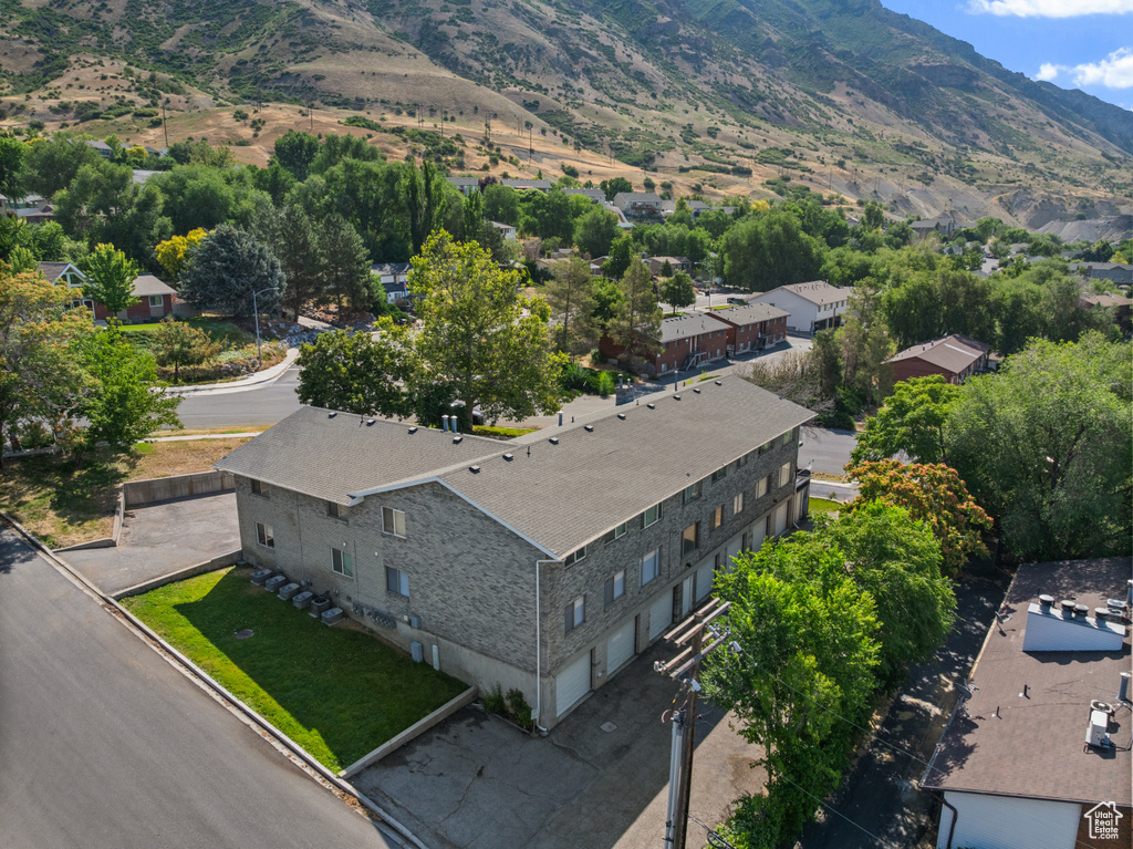 View from above of property featuring mountains