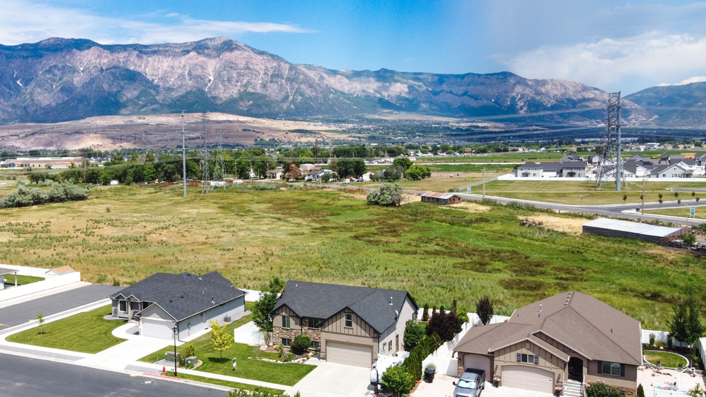 3054 N WHISPERING MEADOW LN Plain City, UT 84404