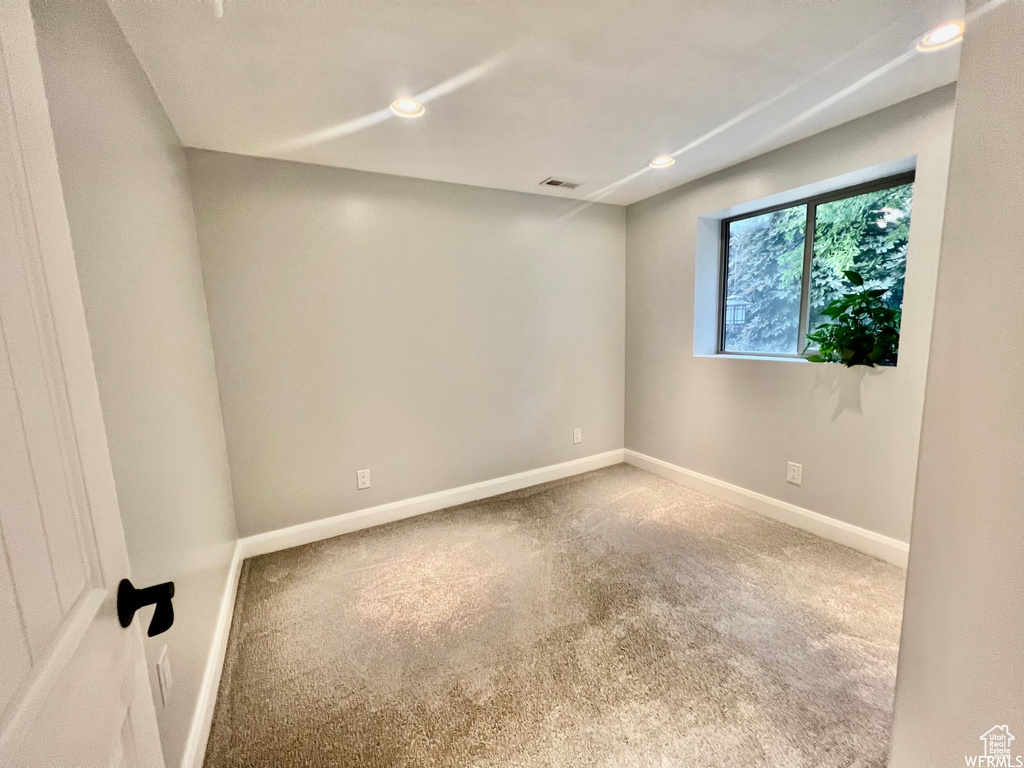 3054 N WHISPERING MEADOW LN Plain City, UT 84404