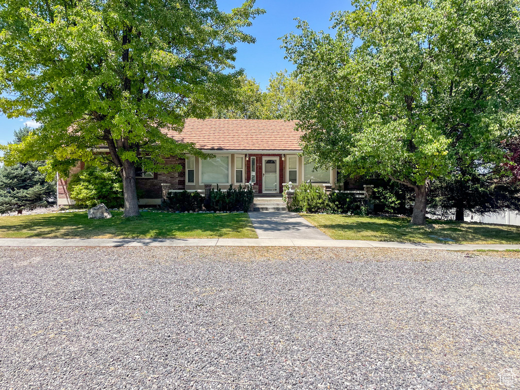 111 N 200 E Salem, UT 84653