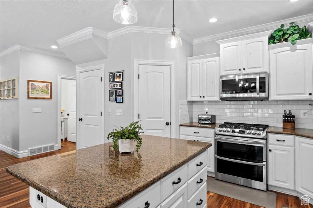 1131 E MAHOGANY LN Pleasant Grove, UT 84062