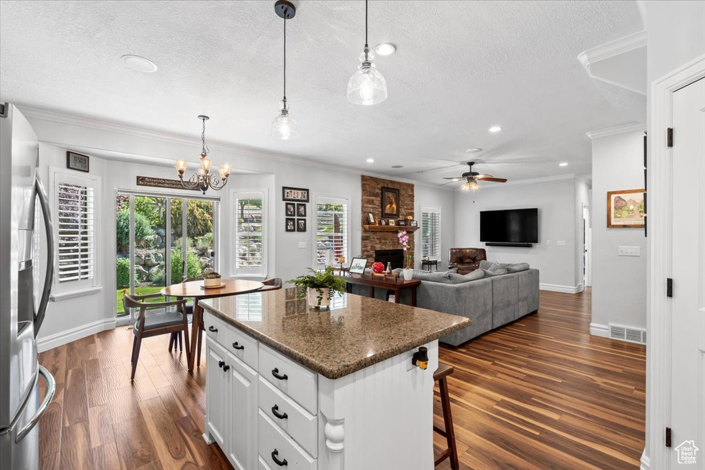 1131 E MAHOGANY LN Pleasant Grove, UT 84062