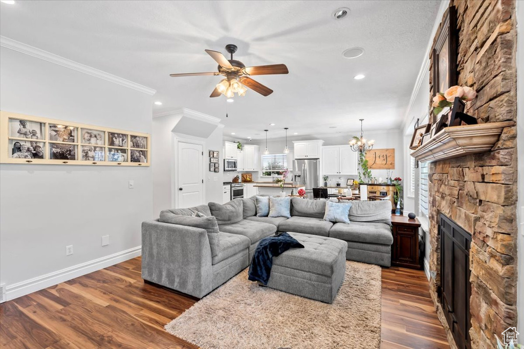 1131 E MAHOGANY LN Pleasant Grove, UT 84062