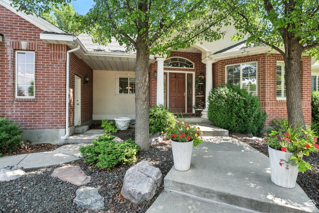 1680 N CAMELOT DR North Logan, UT 84341