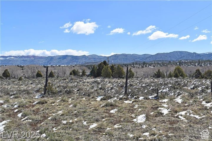 563 S OLD US HWY 89 Hatch, UT 84735