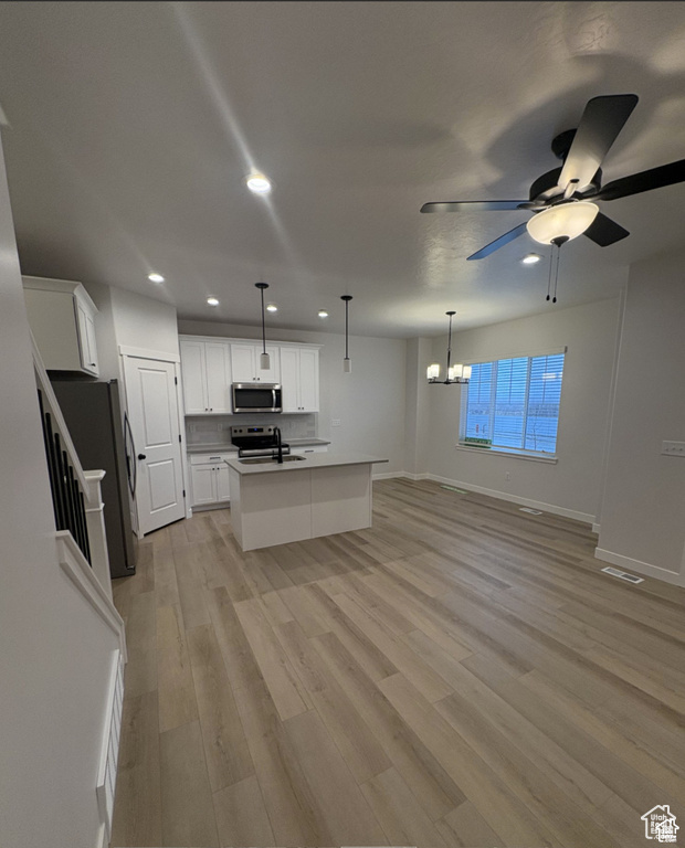 914 N HILLCREST LN Lehi, UT 84043