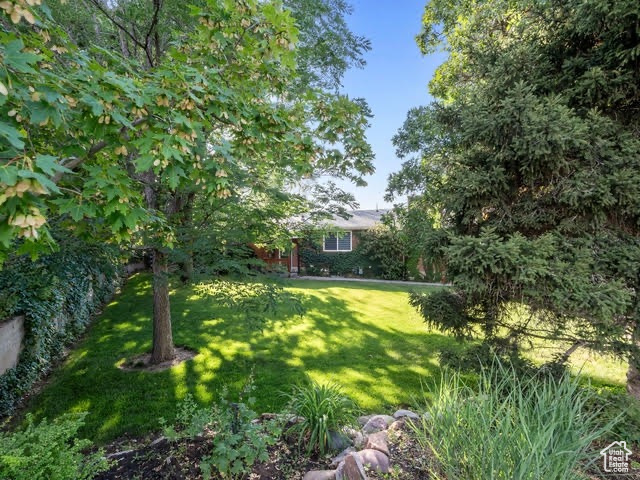 2793 S DAVIS BLVD Bountiful, UT 84010