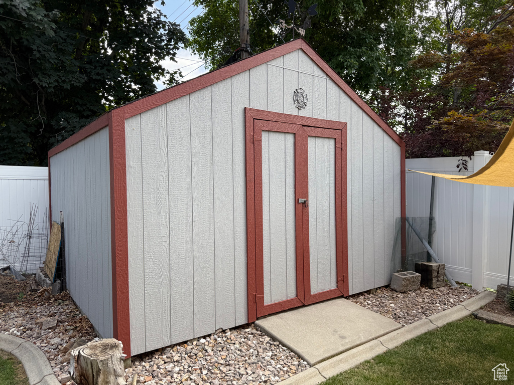 2936 E LA JOYA DR Salt Lake City, UT 84124