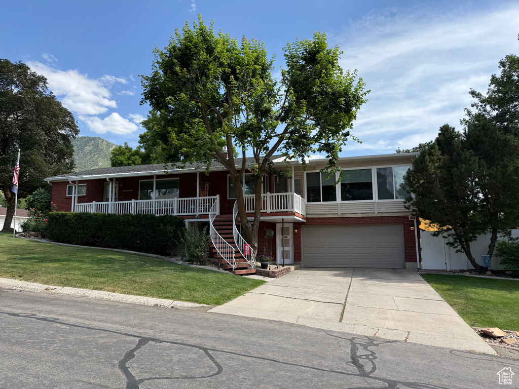 2936 E LA JOYA DR Salt Lake City, UT 84124